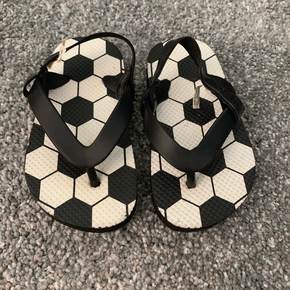 Soccer flip flops